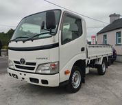 Toyota Dyna 2015