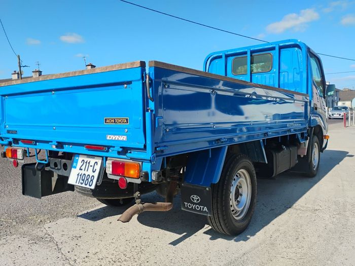 Toyota Dyna 2021