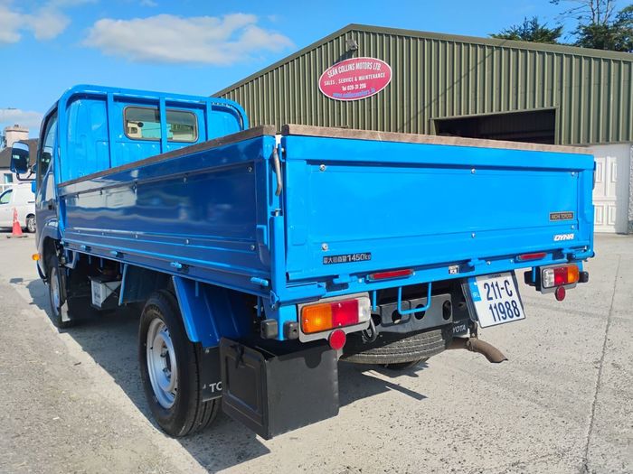 Toyota Dyna 2021