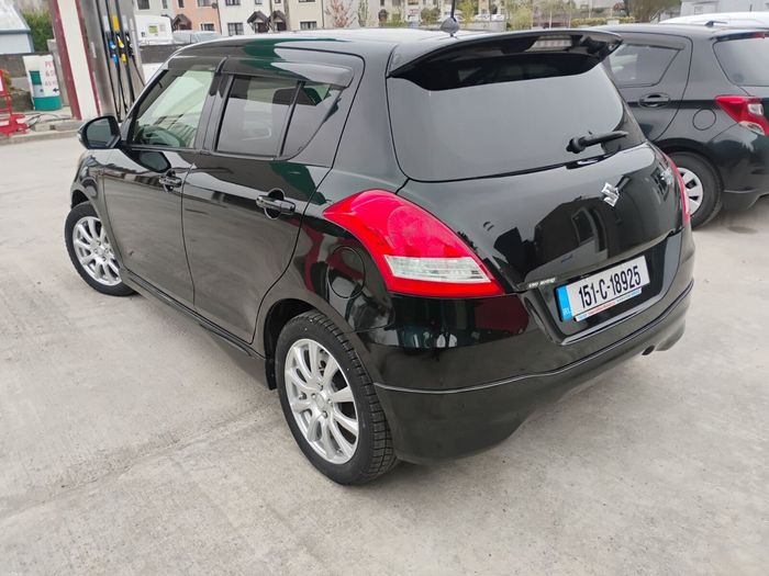 Suzuki Swift 2015