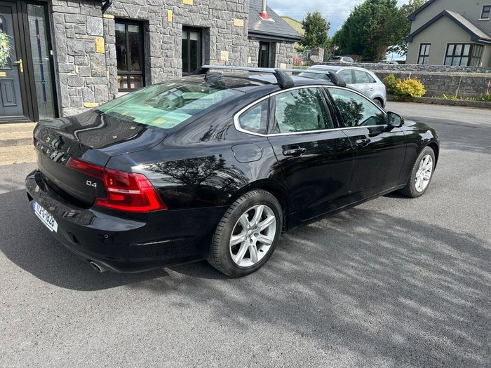 Volvo S90 2017