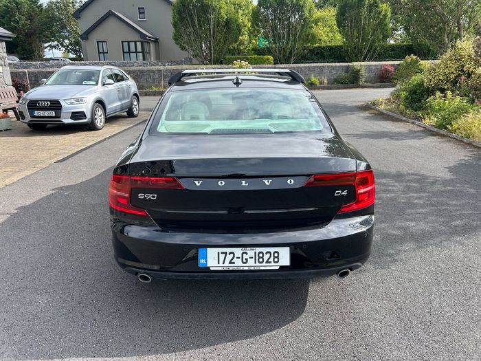 Volvo S90 2017