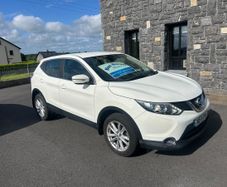 Nissan QASHQAI 2015