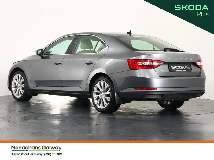 Skoda Superb 2023