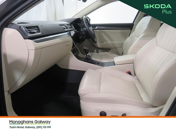 Skoda Superb 2023