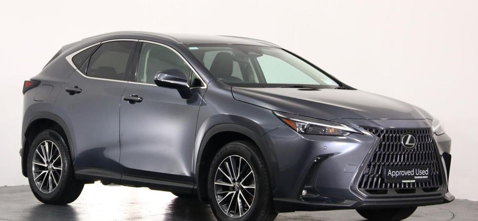 Lexus NX 300h 2023