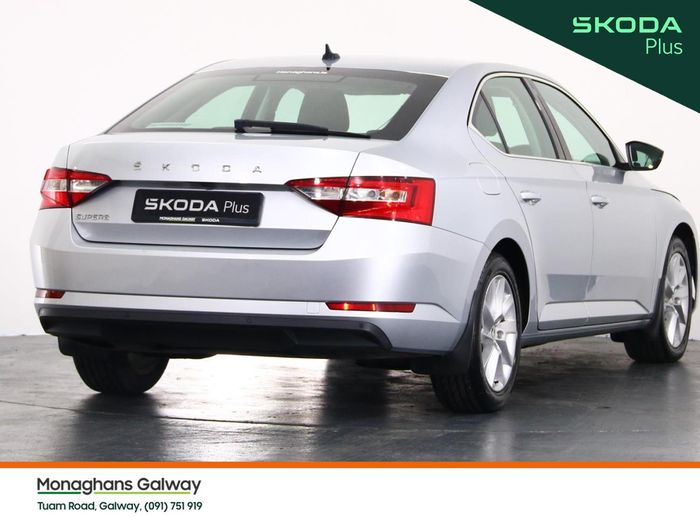 Skoda Superb 2024