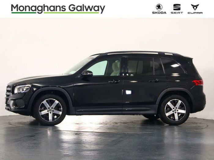 Mercedes-Benz GLB 2023