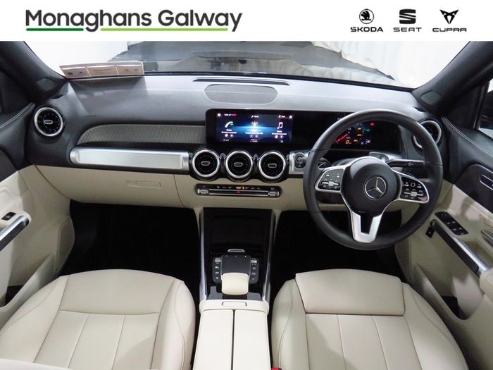 Mercedes-Benz GLB 2023