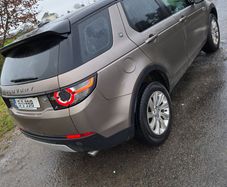 Land Rover Discovery 2015