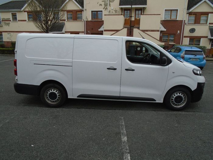 Opel Vivaro 2022