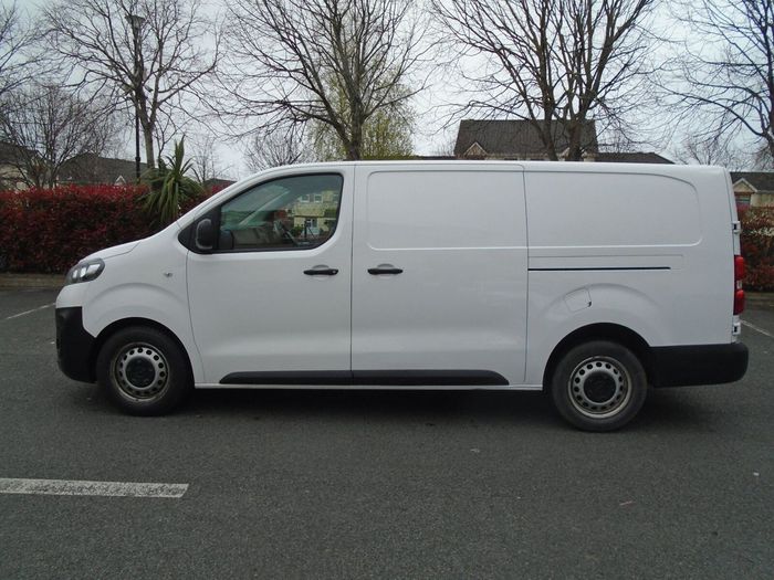 Opel Vivaro 2022