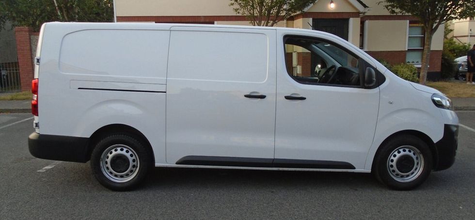 Opel Vivaro 2022