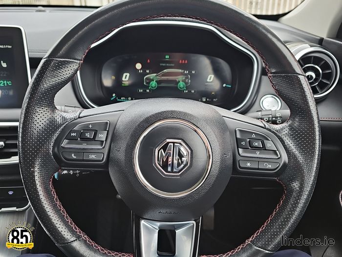MG HS 2021