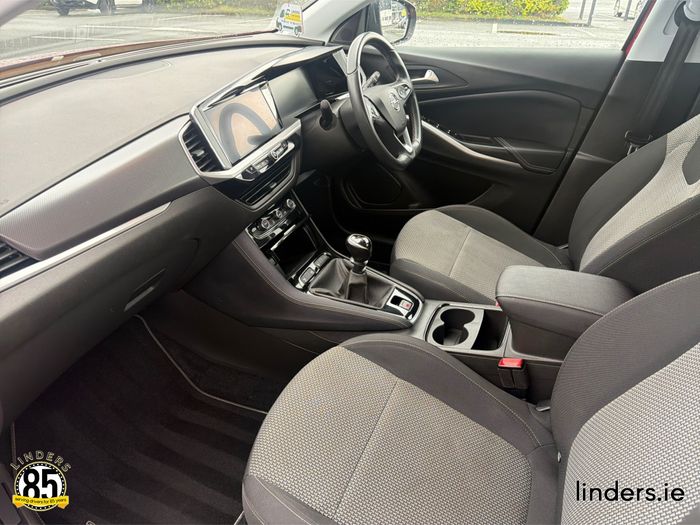 Opel GRANDLAND X 2024