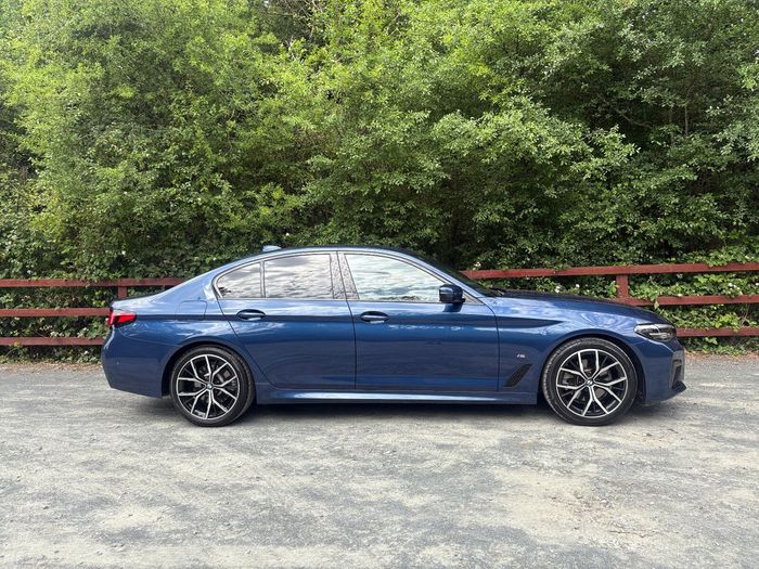 BMW 5 Series 2021