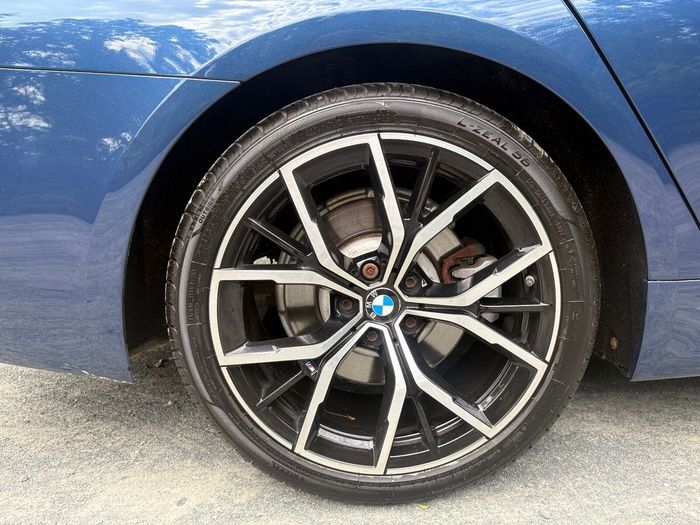 BMW 5 Series 2021