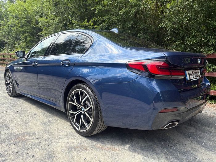 BMW 5 Series 2021