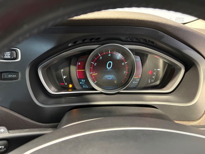 Volvo V40 2013