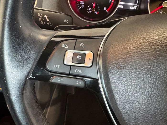 Volkswagen Polo 2015