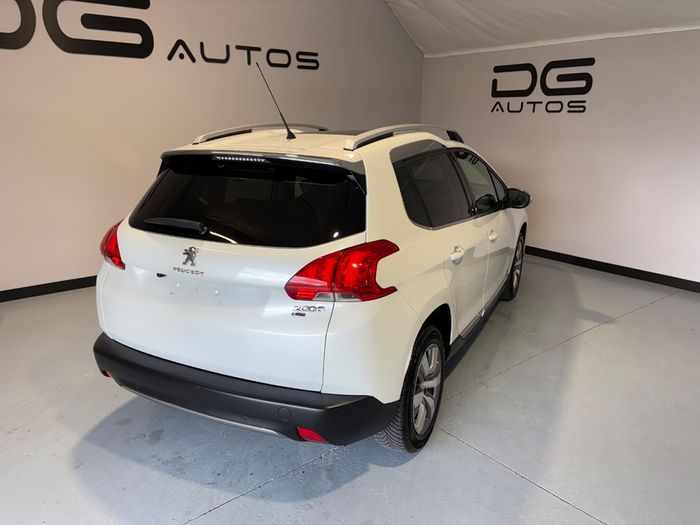 Peugeot 2008 2015