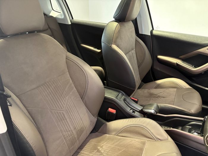 Peugeot 2008 2015