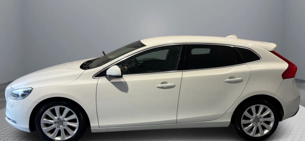 Volvo V40 2015
