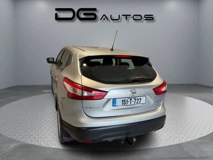 Nissan QASHQAI 2015