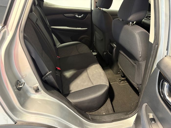 Nissan QASHQAI 2015