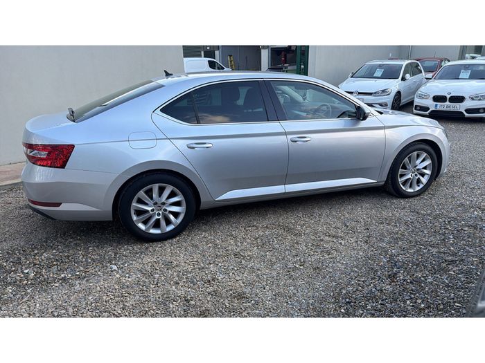 Skoda Superb 2019