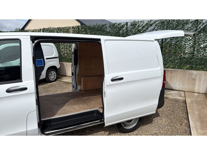 Mercedes-Benz Vito 2023