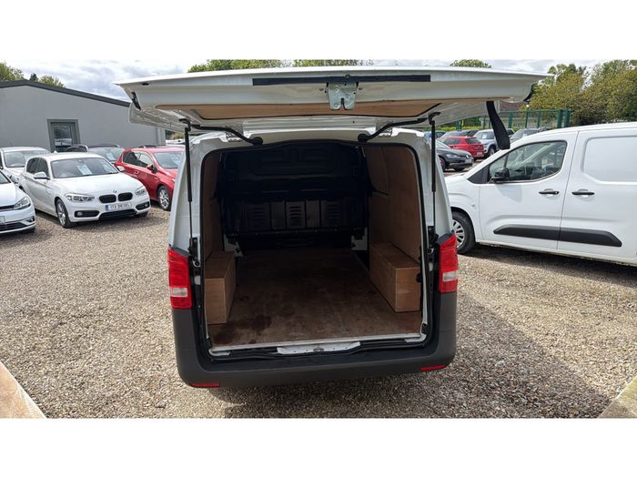 Mercedes-Benz Vito 2023