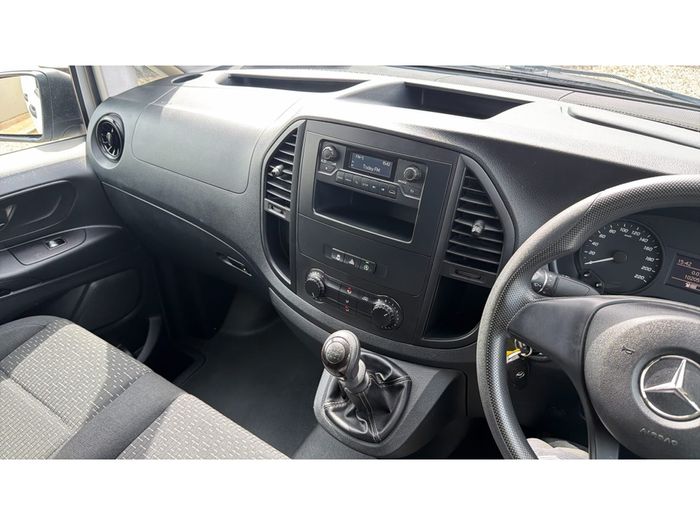 Mercedes-Benz Vito 2023