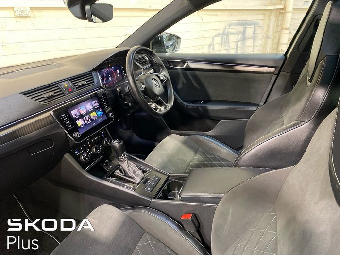 Skoda Superb 2023