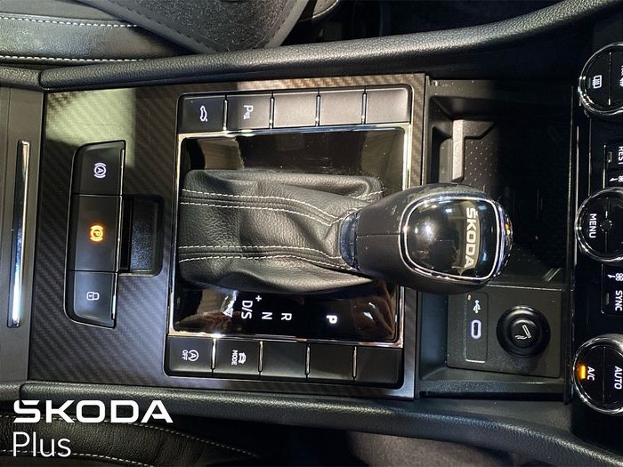 Skoda Superb 2023
