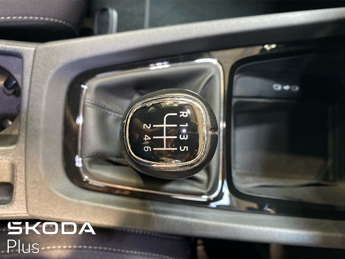 Skoda Octavia 2023