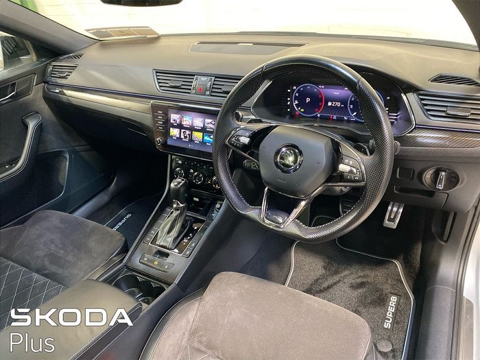 Skoda Superb 2021