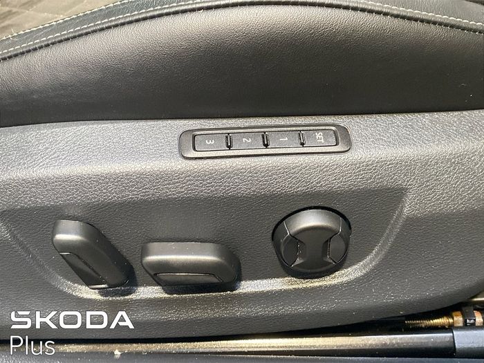 Skoda Superb 2021