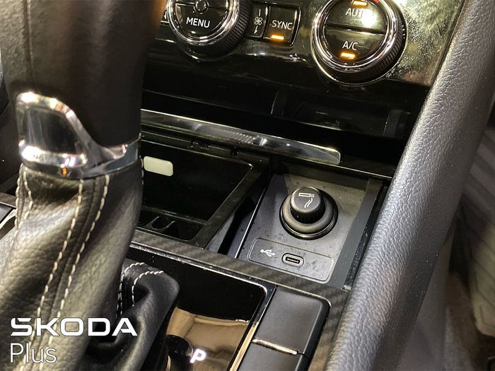 Skoda Superb 2021