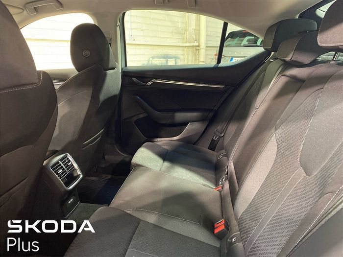 Skoda Octavia 2023