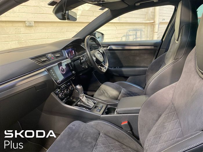 Skoda Superb 2022
