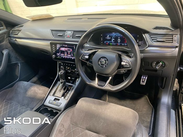 Skoda Superb 2022