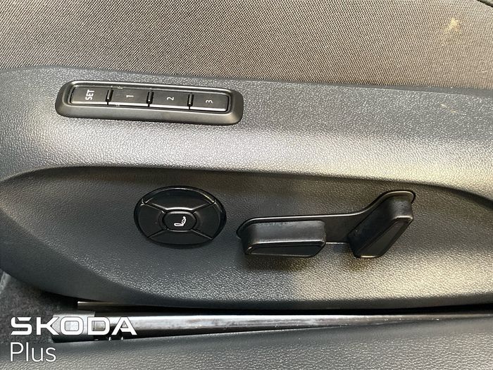 Skoda Superb 2025