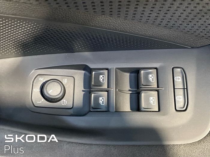 Skoda Superb 2025
