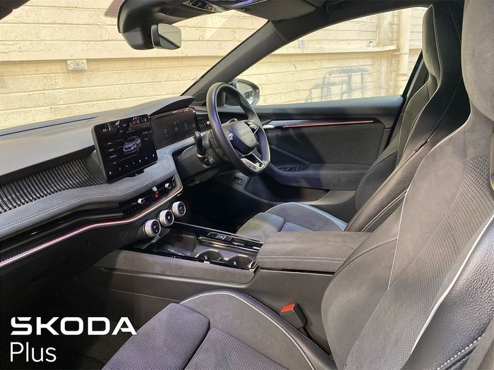 Skoda Superb 2025