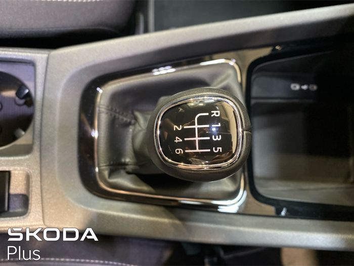 Skoda Octavia 2024