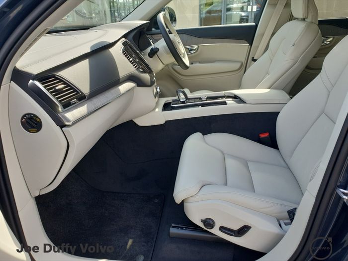Volvo XC90 2026