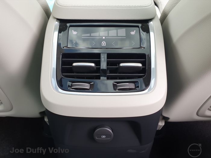 Volvo XC90 2026