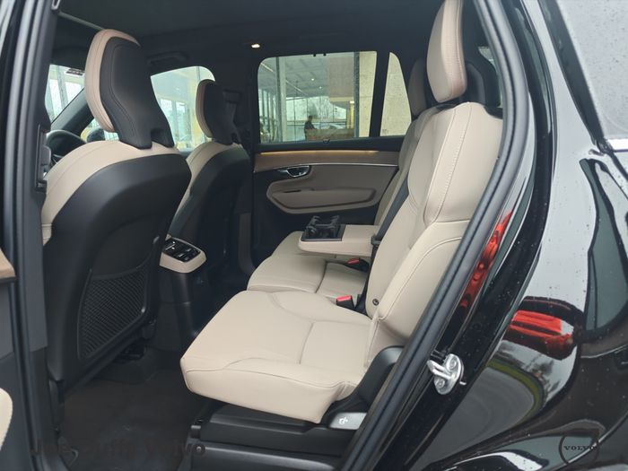 Volvo XC90 2026