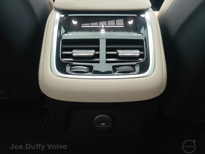 Volvo XC90 2026